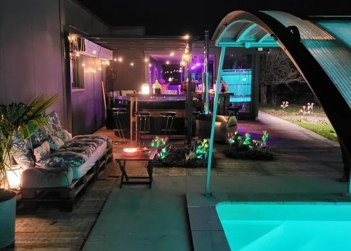 Au Gre Des Lis Villa